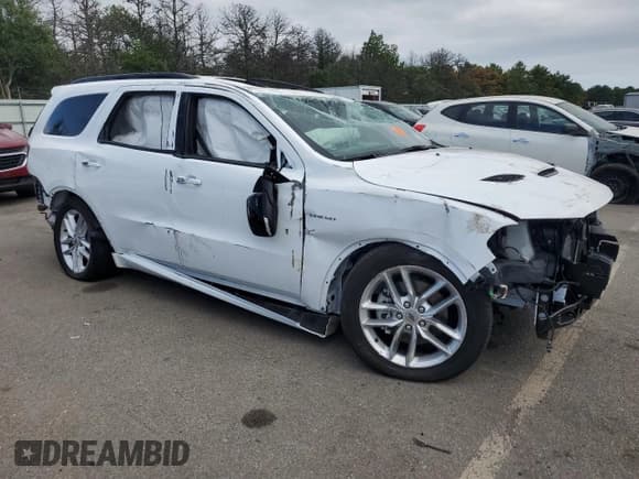 ✅ 2024 Dodge Durango R/T Plus • VIN: 1C4SDJCT2RC238162 • Lot: 69205495. Listed on Copart with 3,020 mi. Free auction sales archive from the USA and detailed vehicle history report at DreamBid. Image 4.