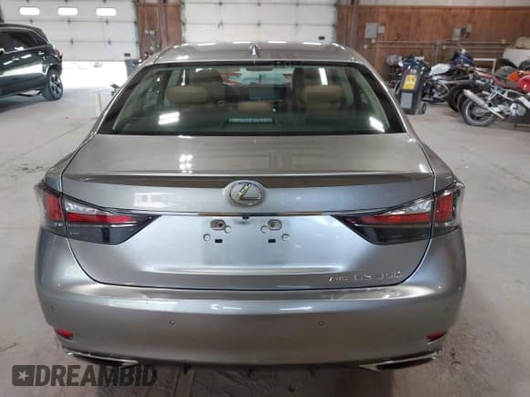 ✅ 2018 Lexus GS 350 • VIN: JTHCZ1BL5JA007620 • Лот: 42983079. Опубликован ранее на IAAI с пробегом 100 474 миль. Бесплатный доступ к архиву аукционных продаж из США и подробный отчёт об истории автомобиля на DreamBid. Изображение 17.