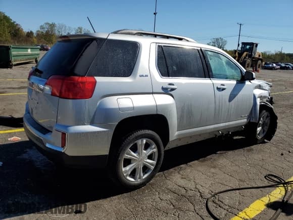 ✅ 2017 GMC Terrain SLE • VIN: 2GKFLTEK7H6322364 • Lot: 85304945. Listed on Copart with 101,355 mi. Free auction sales archive from the USA and detailed vehicle history report at DreamBid. Image 3.