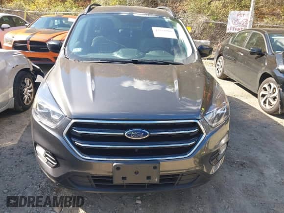 2018 Ford Escape SE с VIN 1FMCU9GD9JUA78037, выставлен на аукционе IAAI как лот 43536985 с пробегом 108 739 миль миль и . История ставок и продаж доступна на DreamBid. Изображение 12.