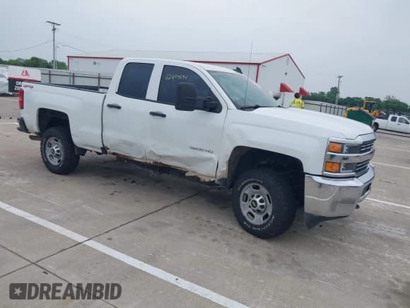 ✅ 2016 Chevrolet Silverado 2500HD Work Truck • VIN: 1GC2KUEG0GZ137431 • Лот: 42499894. Опубликован ранее на IAAI с пробегом 228 740 миль. Бесплатный доступ к архиву аукционных продаж из США и подробный отчёт об истории автомобиля на DreamBid. Изображение 1.