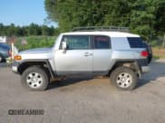 ✅ 2007 Toyota FJ Cruiser • VIN: JTEBU11F670024170 • Lot: 42958428. Listed on IAAI with 263,101 mi. Free auction sales archive from the USA and detailed vehicle history report at DreamBid. Image 14.