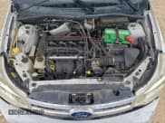 ✅ 2008 Ford Focus SE • VIN: 1FAHP35N58W208331 • Lot: 95305275. Wystawiony na Copart z przebiegiem 75 043 mil. Bezpłatny archiwum sprzedaży aukcyjnych z USA i szczegółowy raport historii pojazdu na DreamBid. Zdjęcie 11.