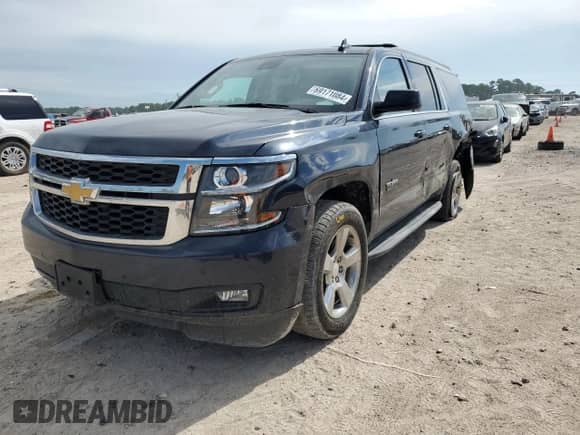 2020 Chevrolet Suburban LT z VIN 1GNSCHKC2LR173788, wystawiony jako Copart lot #69171084 z przebiegiem 66 056 mil mil oraz Szkoda całkowita • Salvage title. Historia ofert i sprzedaży dostępna na DreamBid. Obrazek 1.