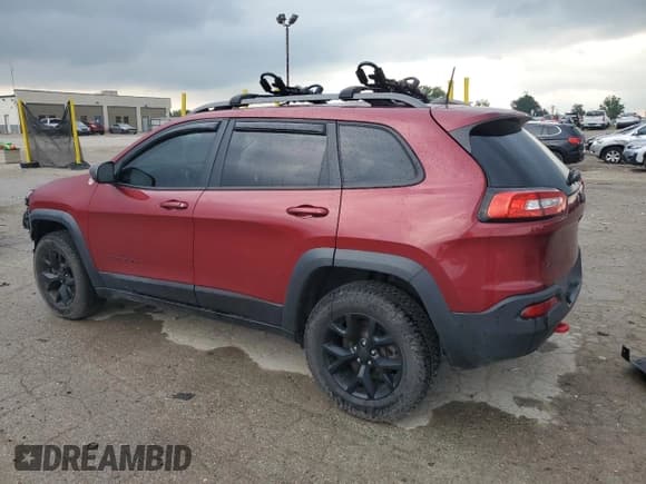 ✅ 2017 Jeep Cherokee Trailhawk • VIN: 1C4PJMBB9HW615933 • Lot: 65837465. Wystawiony na Copart z przebiegiem 75 395 mil. Bezpłatny archiwum sprzedaży aukcyjnych z USA i szczegółowy raport historii pojazdu na DreamBid. Zdjęcie 2.