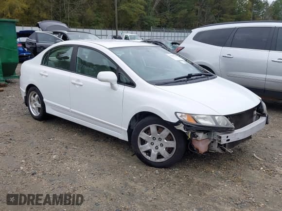 ✅ 2011 Honda Civic LX • VIN: 19XFA1F50BE037852 • Lot: 43561348. Listed on IAAI with 173,805 mi. Free auction sales archive from the USA and detailed vehicle history report at DreamBid. Image 1.