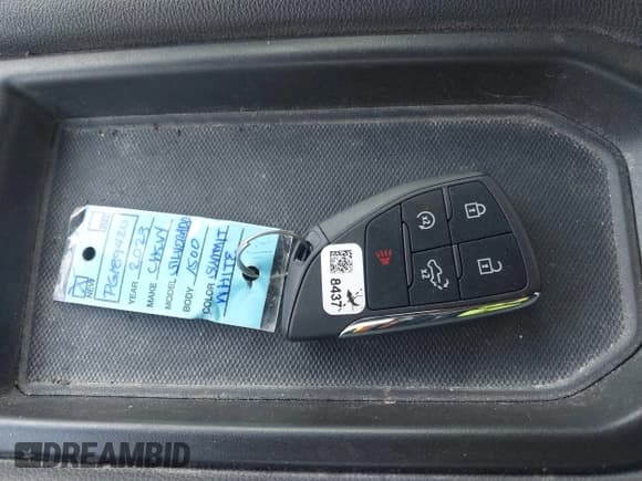 ✅ 2023 Chevrolet Silverado 1500 Custom • VIN: 3GCPABEK0PG189420 • Lot: 41931810. Wystawiony na IAAI z przebiegiem 40 505 mil. Bezpłatny archiwum sprzedaży aukcyjnych z USA i szczegółowy raport historii pojazdu na DreamBid. Zdjęcie 11.