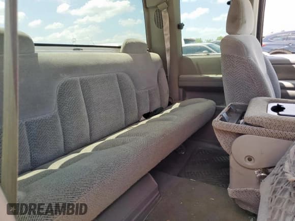 ✅ 1998 GMC Sierra 1500 • VIN: 1GTEC19R4WR504009 • Lot: 61786725. Wystawiony na Copart z przebiegiem 261 876 mil. Bezpłatny archiwum sprzedaży aukcyjnych z USA i szczegółowy raport historii pojazdu na DreamBid. Zdjęcie 10.