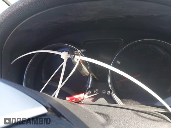 ✅ 2015 Nissan Versa SV • VIN: 3N1CN7AP9FL835550 • Lot: 43644181. Wystawiony na IAAI z przebiegiem 181 153 mil. Bezpłatny archiwum sprzedaży aukcyjnych z USA i szczegółowy raport historii pojazdu na DreamBid. Zdjęcie 11.