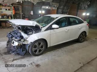 ✅ 2014 Ford Focus SE • VIN: 1FADP3F27EL221226 • Lot: 87264135. Wystawiony na Copart z przebiegiem 134 303 mil. Bezpłatny archiwum sprzedaży aukcyjnych z USA i szczegółowy raport historii pojazdu na DreamBid. Zdjęcie 1.