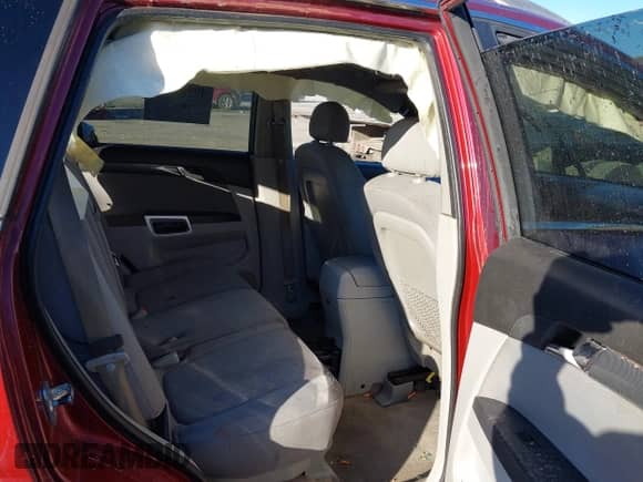 2008 Saturn VUE XE z VIN 3GSCL33P88S640657, wystawiony jako IAAI lot #40954856 z przebiegiem 127 895 mil mil oraz . Historia ofert i sprzedaży dostępna na DreamBid. Obrazek 8.