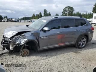 ✅ 2018 Volkswagen Atlas SE • VIN: 1V2PR2CA4JC555911 • Lot: 61905125. Wystawiony na Copart z przebiegiem 101 860 mil. Bezpłatny archiwum sprzedaży aukcyjnych z USA i szczegółowy raport historii pojazdu na DreamBid. Zdjęcie 1.