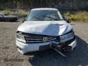 ✅ 2018 Volkswagen Tiguan SEL • VIN: 3VV2B7AX8JM100502 • Lot: 81006435. Listed on Copart with 89,904 mi. Free auction sales archive from the USA and detailed vehicle history report at DreamBid. Image 5.