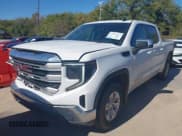 ✅ 2024 GMC Sierra 1500 • VIN: 1GTPHBEK5RZ190996 • Лот: 43595513. Опубликован ранее на IAAI с пробегом 55 062 миль. Бесплатный доступ к архиву аукционных продаж из США и подробный отчёт об истории автомобиля на DreamBid. Изображение 2.