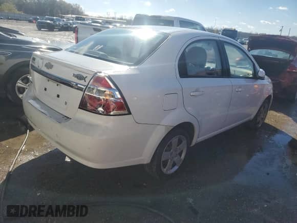 2011 Chevrolet Aveo 2LT z VIN KL1TG5DE8BB256459, wystawiony jako Copart lot #84213764 z przebiegiem 165 475 mil mil oraz Szkoda całkowita • Salvage title. Historia ofert i sprzedaży dostępna na DreamBid. Obrazek 3.