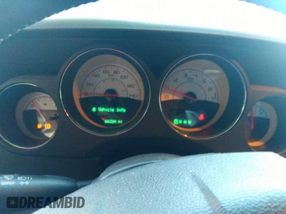 ✅ 2014 Dodge Challenger SXT • VIN: 2C3CDYAG4EH238629 • Lot: 37322414. Wystawiony na IAAI z przebiegiem 66 224 mil. Bezpłatny archiwum sprzedaży aukcyjnych z USA i szczegółowy raport historii pojazdu na DreamBid. Zdjęcie 7.