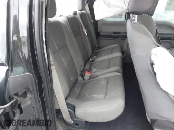 ✅ 2015 Ford F-150 XLT • VIN: 1FTEX1EPXFFC73448 • Lot: 41455498. Listed on IAAI with 189,732 mi. Free auction sales archive from the USA and detailed vehicle history report at DreamBid. Image 8.