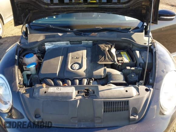 ✅ 2013 Volkswagen Beetle 2.5L • VIN: 3VWJP7AT6DM607389 • Lot: 43851360. Listed on IAAI with 109,172 mi. Free auction sales archive from the USA and detailed vehicle history report at DreamBid. Image 10.