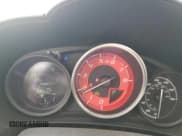 ✅ 2017 FIAT 124 Spider Lusso • VIN: JC1NFAEK4H0125824 • Lot: 69392535. Wystawiony na Copart z przebiegiem 65 432 mil. Bezpłatny archiwum sprzedaży aukcyjnych z USA i szczegółowy raport historii pojazdu na DreamBid. Zdjęcie 9.