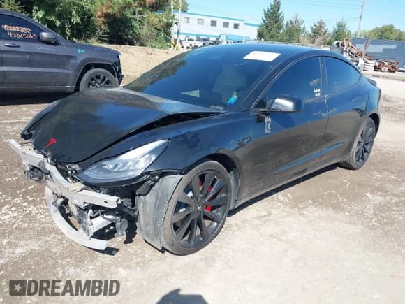 ✅ 2020 Tesla Model 3 Performance • VIN: 5YJ3E1EC5LF641674 • Lot: 43319299. Wystawiony na IAAI z przebiegiem 141 476 mil. Bezpłatny archiwum sprzedaży aukcyjnych z USA i szczegółowy raport historii pojazdu na DreamBid. Zdjęcie 2.