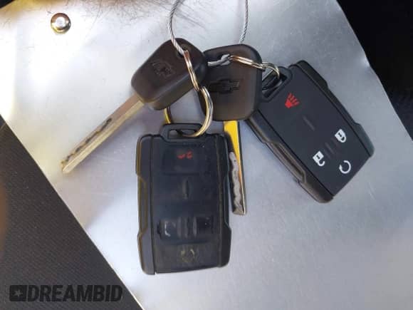 2016 Chevrolet Silverado 1500 LT с VIN 1GCNKREC2GZ333507, выставлен на аукционе IAAI как лот 42144169 с пробегом 26 515 миль миль и . История ставок и продаж доступна на DreamBid. Изображение 11.