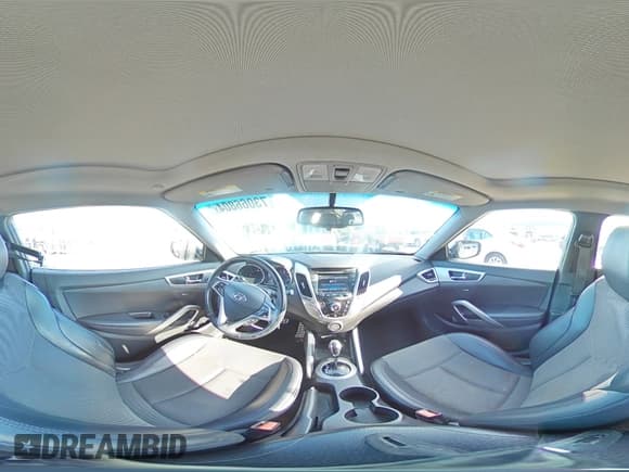 ✅ 2013 Hyundai Veloster w/Black Int • VIN: KMHTC6AD6DU172715 • Lot: 73066804. Wystawiony na Copart z przebiegiem 57 244 mil. Bezpłatny archiwum sprzedaży aukcyjnych z USA i szczegółowy raport historii pojazdu na DreamBid. Zdjęcie 13.