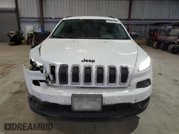 ✅ 2016 Jeep Cherokee Sport • VIN: 1C4PJLAB8GW274177 • Lot: 91631385. Listed on Copart with 243,464 mi. Free auction sales archive from the USA and detailed vehicle history report at DreamBid. Image 5.
