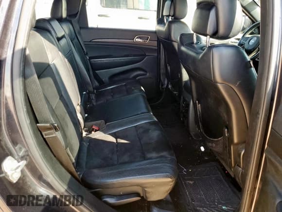 ✅ 2015 Jeep Grand Cherokee Laredo • VIN: 1C4RJEAG2FC721621 • Lot: 85723205. Listed on Copart with 159,755 mi. Free auction sales archive from the USA and detailed vehicle history report at DreamBid. Image 11.