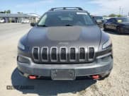 ✅ 2014 Jeep Cherokee Trailhawk • VIN: 1C4PJMBS7EW214795 • Lot: 81054365. Wystawiony na Copart z przebiegiem 146 365 mil. Bezpłatny archiwum sprzedaży aukcyjnych z USA i szczegółowy raport historii pojazdu na DreamBid. Zdjęcie 5.