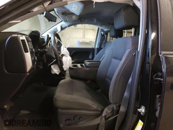 ✅ 2019 Chevrolet Silverado 1500 LT • VIN: 2GCVKPEC0K1183371 • Lot: 74982584. Wystawiony na Copart z przebiegiem 68 276 mil. Bezpłatny archiwum sprzedaży aukcyjnych z USA i szczegółowy raport historii pojazdu na DreamBid. Zdjęcie 7.