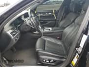 ✅ 2018 BMW 7 Series 750i xDrive • VIN: WBA7B0C52JG527205 • Lot: 57452265. Wystawiony na Copart z przebiegiem 120 655 mil. Bezpłatny archiwum sprzedaży aukcyjnych z USA i szczegółowy raport historii pojazdu na DreamBid. Zdjęcie 7.