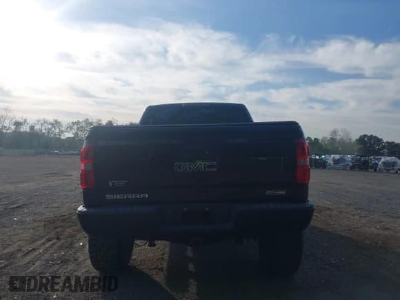 ✅ 2014 GMC Sierra 1500 SLE • VIN: 3GTU2UEC8EG117365 • Лот: 43324419. Опубликован ранее на IAAI с пробегом 179 724 миль. Бесплатный доступ к архиву аукционных продаж из США и подробный отчёт об истории автомобиля на DreamBid. Изображение 16.