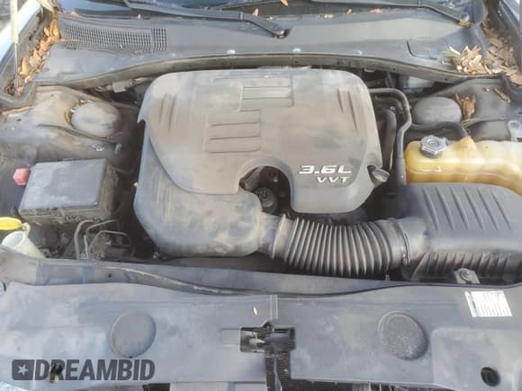 ✅ 2014 Dodge Charger SE • VIN: 2C3CDXBG8EH172983 • Lot: 90605165. Wystawiony na Copart z przebiegiem 229 094 mil. Bezpłatny archiwum sprzedaży aukcyjnych z USA i szczegółowy raport historii pojazdu na DreamBid. Zdjęcie 11.