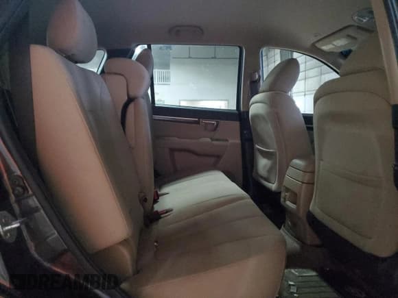 ✅ 2012 Hyundai Santa Fe GLS • VIN: 5XYZGDAB8CG130701 • Lot: 80709004. Listed on Copart with Not provided. Free auction sales archive from the USA and detailed vehicle history report at DreamBid. Image 11.