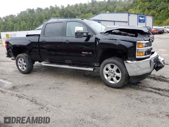 ✅ 2016 Chevrolet Silverado 2500HD Work Truck • VIN: 1GC1KUEG2GF291846 • Lot: 73468994. Listed on Copart with 30,473 mi. Free auction sales archive from the USA and detailed vehicle history report at DreamBid. Image 4.