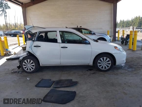 ✅ 2007 Toyota Matrix STD • VIN: 2T1KR32E17C656135 • Lot: 43757126. Listed on IAAI with 129,863 mi. Free auction sales archive from the USA and detailed vehicle history report at DreamBid. Image 14.