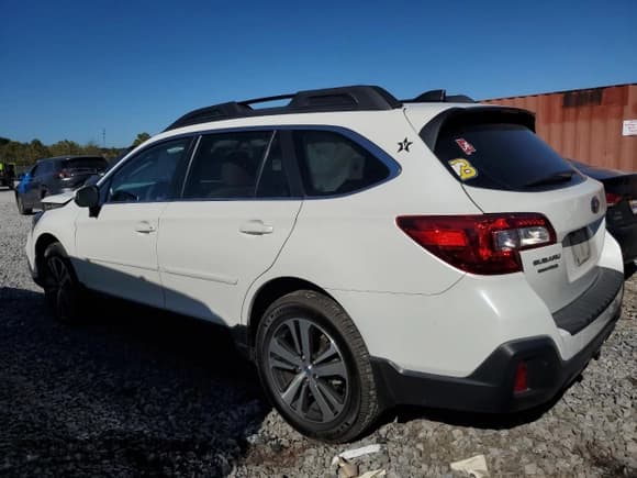✅ 2019 Subaru Outback Limited • VIN: 4S4BSANC8K3240566 • Lot: 86333875. Wystawiony na Copart z przebiegiem 101 363 mil. Bezpłatny archiwum sprzedaży aukcyjnych z USA i szczegółowy raport historii pojazdu na DreamBid. Zdjęcie 2.
