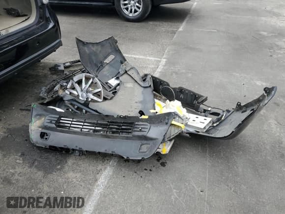 ✅ 2015 Toyota Prius Two • VIN: JTDZN3EUXFJ026694 • Лот: 91617345. Опубликован ранее на Copart с пробегом 143 889 миль. Бесплатный доступ к архиву аукционных продаж из США и подробный отчёт об истории автомобиля на DreamBid. Изображение 12.