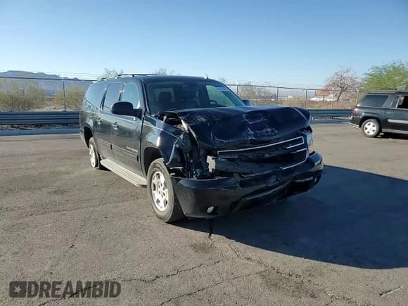 ✅ 2012 Chevrolet Suburban LT • VIN: 1GNSCJE09CR308029 • Lot: 81878375. Wystawiony na Copart z przebiegiem 76 020 mil. Bezpłatny archiwum sprzedaży aukcyjnych z USA i szczegółowy raport historii pojazdu na DreamBid. Zdjęcie 13.