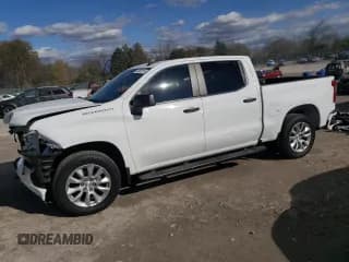✅ 2021 Chevrolet Silverado 1500 Custom • VIN: 3GCPYBEK0MG394632 • Lot: 81282314. Wystawiony na Copart z przebiegiem 34 083 mil. Bezpłatny archiwum sprzedaży aukcyjnych z USA i szczegółowy raport historii pojazdu na DreamBid. Zdjęcie 1.