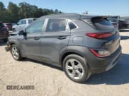 ✅ 2023 Hyundai Kona SEL • VIN: KM8K62AB6PU984661 • Лот: 75079914. Опубликован ранее на Copart с пробегом 9 646 миль. Бесплатный доступ к архиву аукционных продаж из США и подробный отчёт об истории автомобиля на DreamBid. Изображение 2.