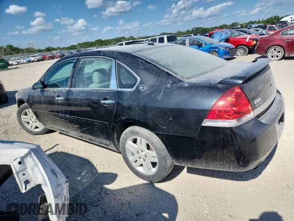 2007 Chevrolet Impala LTZ z VIN 2G1WU58R679149732, wystawiony jako Copart lot #63986115 z przebiegiem 203 659 mil mil oraz Szkoda całkowita • Salvage title. Historia ofert i sprzedaży dostępna na DreamBid. Obrazek 2.