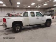 ✅ 2011 GMC Sierra 2500HD Work Truck • VIN: 1GT22ZCG5BZ465310 • Lot: 43636436. Wystawiony na IAAI z przebiegiem 197 334 mil. Bezpłatny archiwum sprzedaży aukcyjnych z USA i szczegółowy raport historii pojazdu na DreamBid. Zdjęcie 13.
