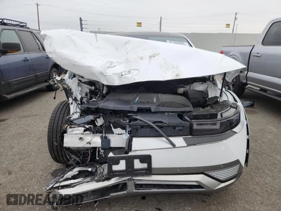 ✅ 2023 Hyundai Ioniq 5 Limited • VIN: KM8KRDAF3PU211295 • Lot: 92300085. Listed on Copart with 15,598 mi. Free auction sales archive from the USA and detailed vehicle history report at DreamBid. Image 5.