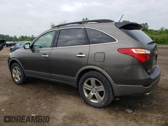 ✅ 2008 Hyundai Veracruz GLS • VIN: KM8NU13C08U074587 • Lot: 61479775. Listed on Copart with 198,166 mi. Free auction sales archive from the USA and detailed vehicle history report at DreamBid. Image 2.