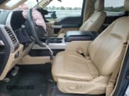 ✅ 2017 Ford F-250 Lariat • VIN: 1FT7W2B6XHED03750 • Lot: 82705905. Wystawiony na Copart z przebiegiem 121 022 mil. Bezpłatny archiwum sprzedaży aukcyjnych z USA i szczegółowy raport historii pojazdu na DreamBid. Zdjęcie 7.