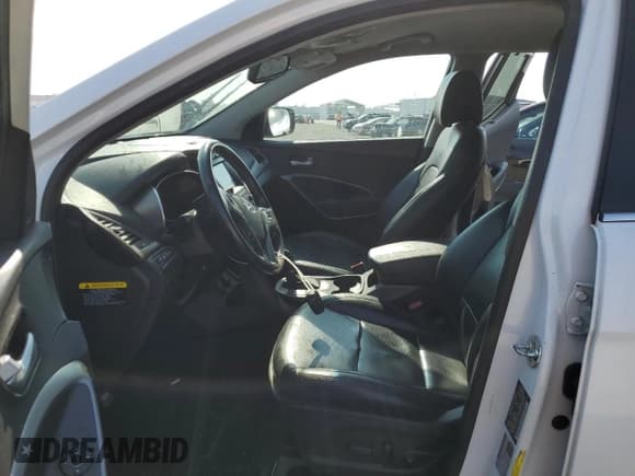 ✅ 2018 Hyundai Santa Fe 2.0T • VIN: 5XYZU4LA0JG554836 • Лот: 65013984. Опубликован ранее на Copart с пробегом 102 398 миль. Бесплатный доступ к архиву аукционных продаж из США и подробный отчёт об истории автомобиля на DreamBid. Изображение 7.