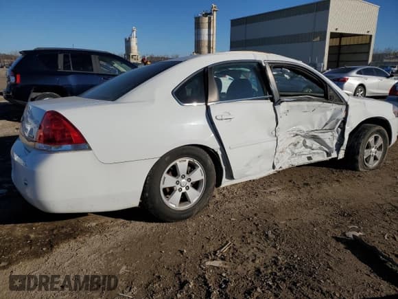 ✅ 2011 Chevrolet Impala LT Fleet • VIN: 2G1WG5EK6B1130412 • Lot: 83550614. Listed on Copart with 169,417 mi. Free auction sales archive from the USA and detailed vehicle history report at DreamBid. Image 3.