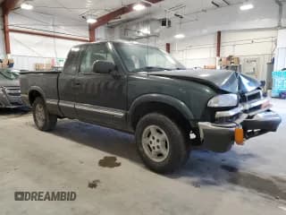 ✅ 2003 Chevrolet S-10 LS • VIN: 1GCDT19X538186820 • Лот: 84168494. Опубликован ранее на Copart с пробегом 243 088 миль. Бесплатный доступ к архиву аукционных продаж из США и подробный отчёт об истории автомобиля на DreamBid. Изображение 4.