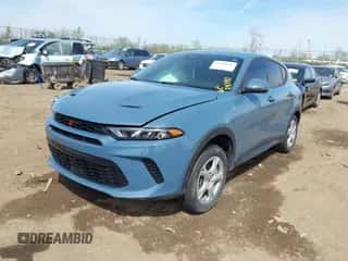 2023 Dodge Hornet GT z VIN ZACNDFAN3P3A01517, wystawiony jako IAAI lot #42090146 z przebiegiem 28 390 mil mil oraz . Historia ofert i sprzedaży dostępna na DreamBid. Obrazek 2.